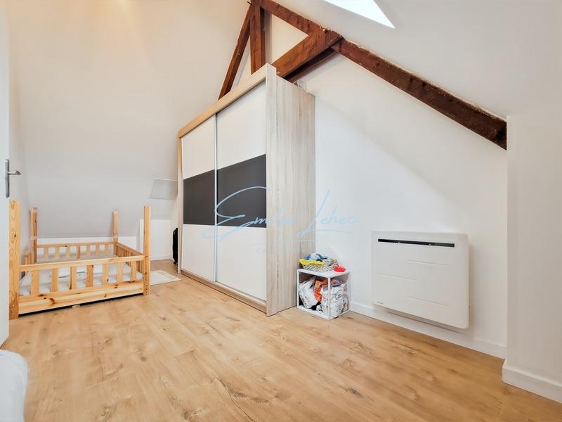 Immeuble - 92 m² - 6 pièces
