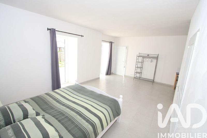 Maison - 251 m² - 13 pièces