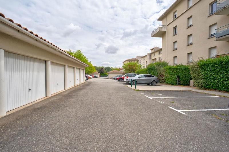 Appartement - 102 m² - 4 pièces