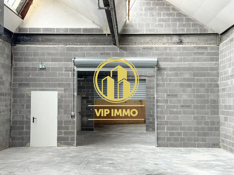 Local d'activités - 107 m²