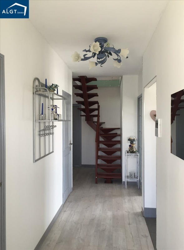 Maison - 137 m² - 5 pièces