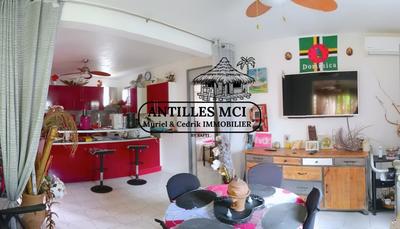 Maison - 77 m² - 4 pièces