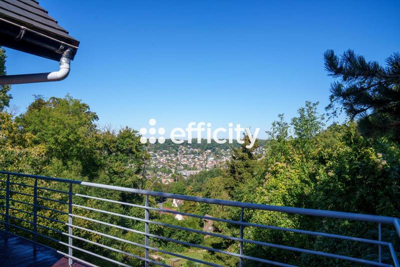 Villa - 180 m² - 7 pièces