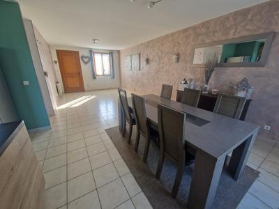 Maison - 81 m² - 5 pièces