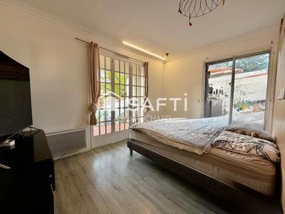 Maison - 93 m² - 4 pièces