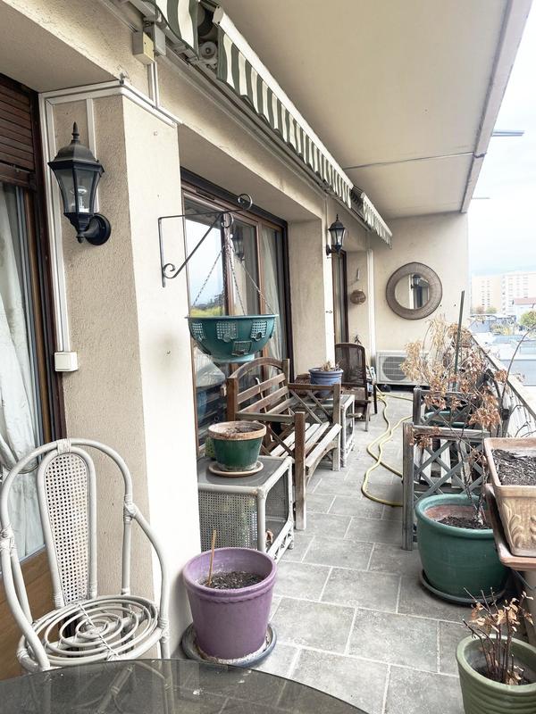 Appartement - 115 m² - 5 pièces