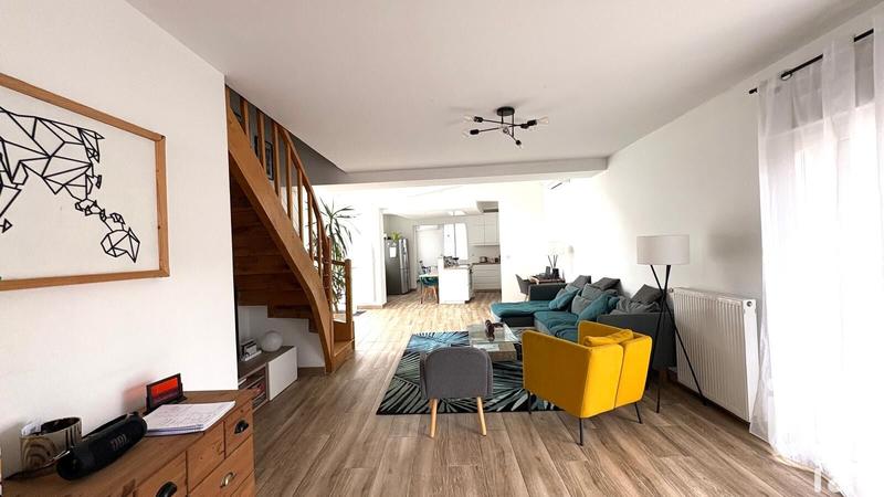 Maison de village - 250 m² - 7 pièces