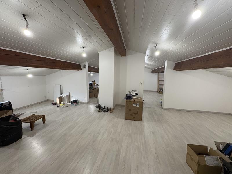 Maison - 192 m² - 4 pièces