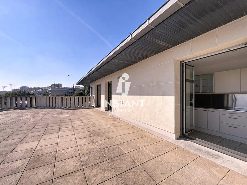 Appartement - 120 m² - 6 pièces