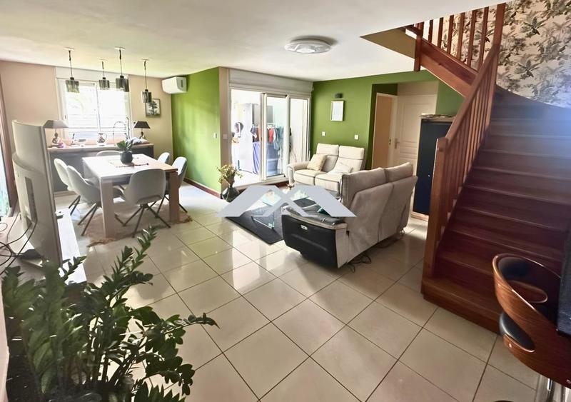 Duplex - 95 m² - 4 pièces