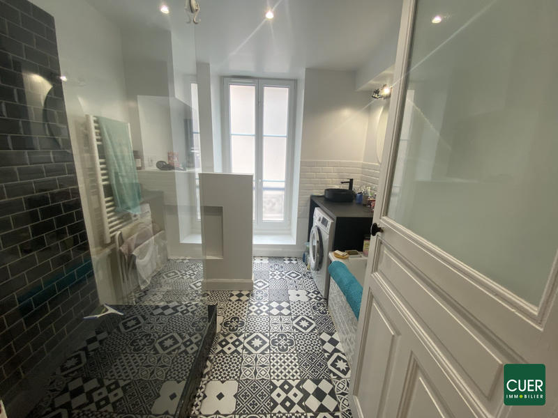 Appartement - 77 m² - 3 pièces