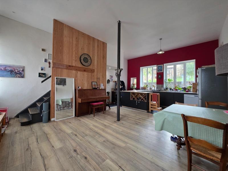 Maison - 117 m² - 6 pièces