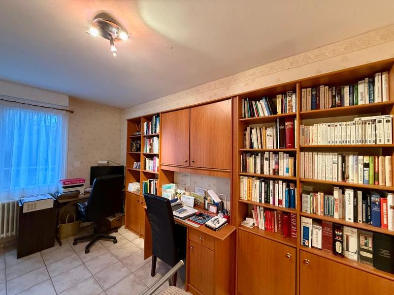 Maison - 181 m² - 7 pièces