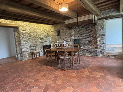 Maison - 161 m² - 6 pièces