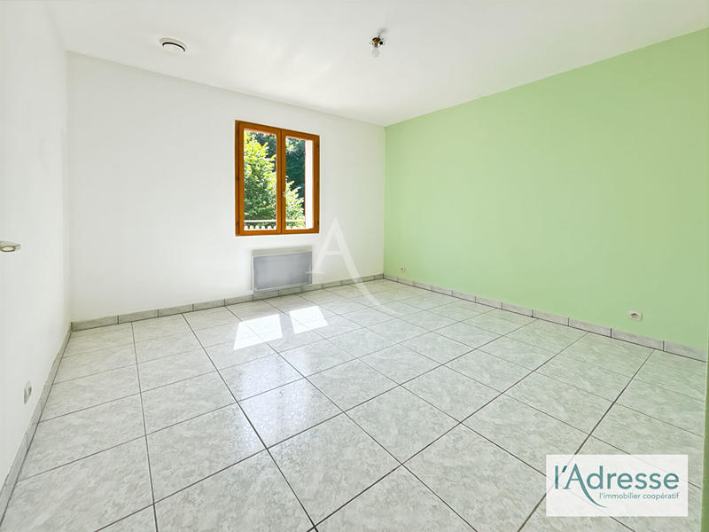 Maison - 142 m² - 7 pièces