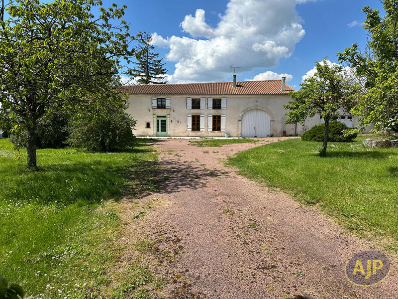 Maison - 176 m² - 6 pièces