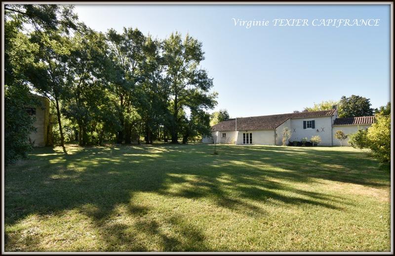 Longère - 327 m² - 10 pièces