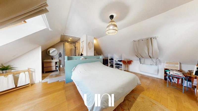 Maison - 137 m² - 6 pièces