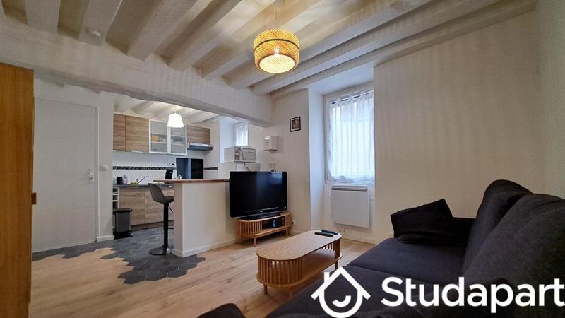 Chambre - 11 m² - 1 pièce