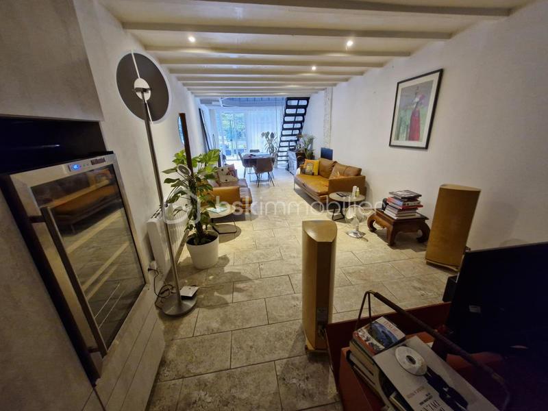 Loft - 160 m² - 5 pièces