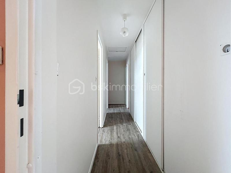 Maison traditionnelle - 100 m² - 5 pièces