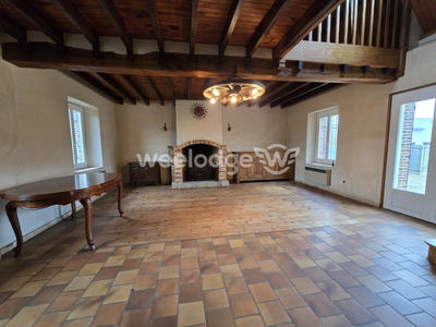 Maison ancienne - 188 m² - 8 pièces