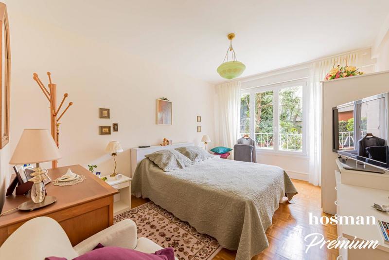 Appartement - 127 m² - 6 pièces