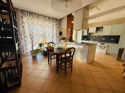 Maison - 175 m² - 6 pièces