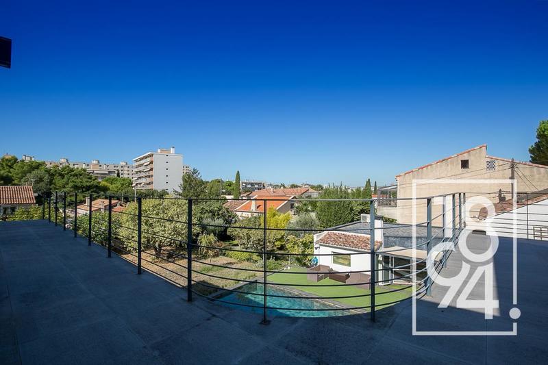 Maison - 270 m² - 5 pièces