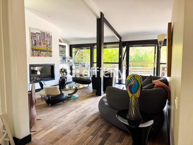 Maison - 155 m² - 5 pièces