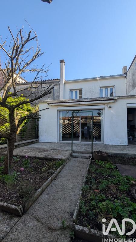 Maison - 95 m² - 4 pièces