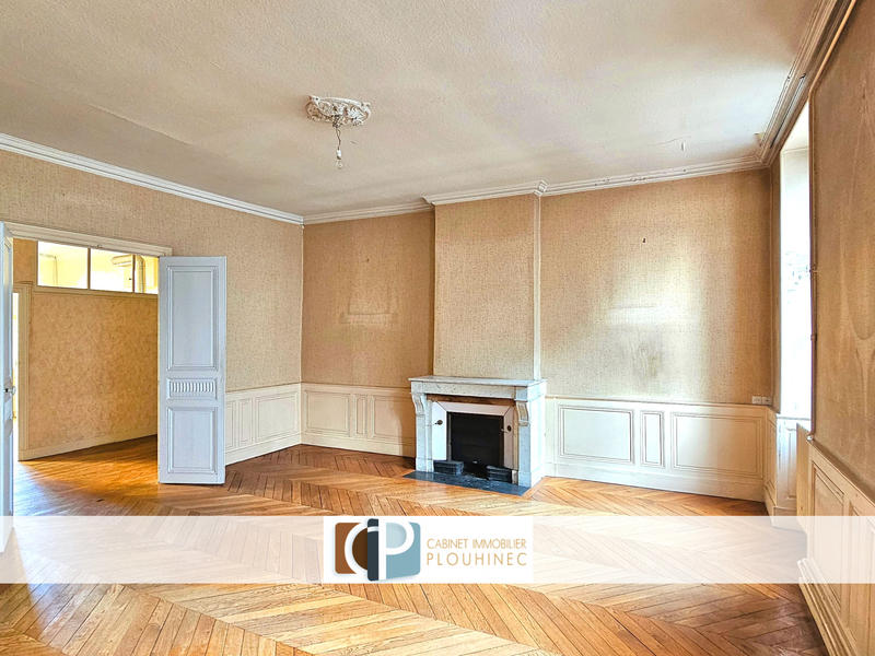 Appartement - 287 m² - 9 pièces