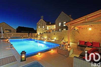 Maison - 760 m² - 21 pièces