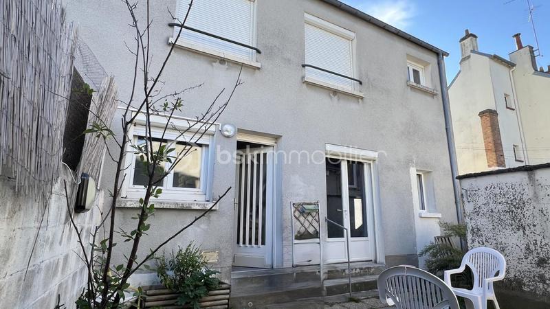 Maison - 105 m² - 6 pièces