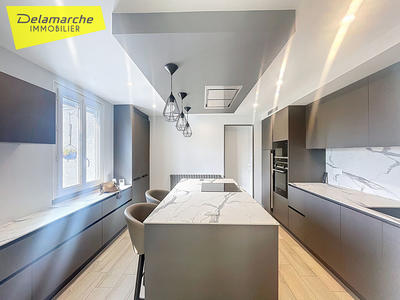 Maison - 152 m² - 6 pièces