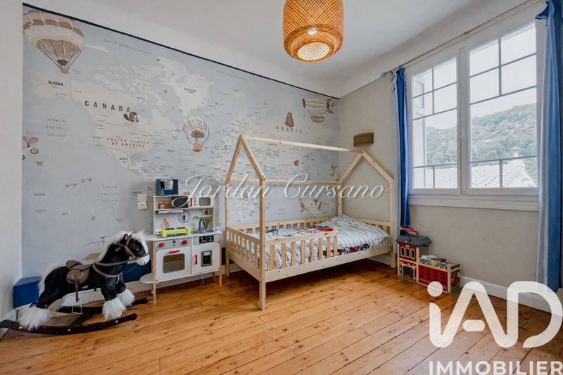 Maison - 105 m² - 5 pièces