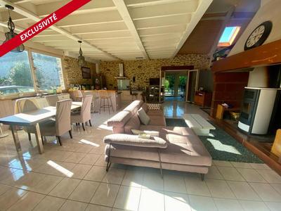 Maison - 173 m² - 6 pièces