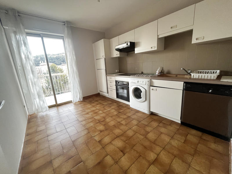 Appartement - 87 m² - 4 pièces