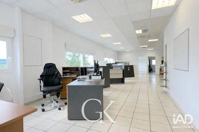 Local commercial - 240 m²