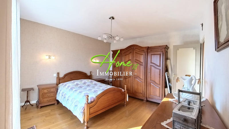 Maison - 162 m² - 8 pièces