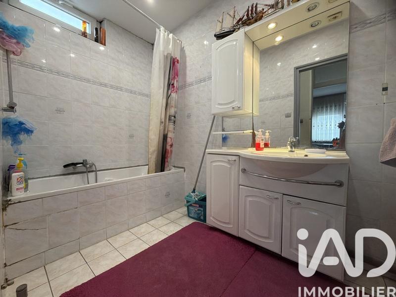 Appartement - 99 m² - 5 pièces
