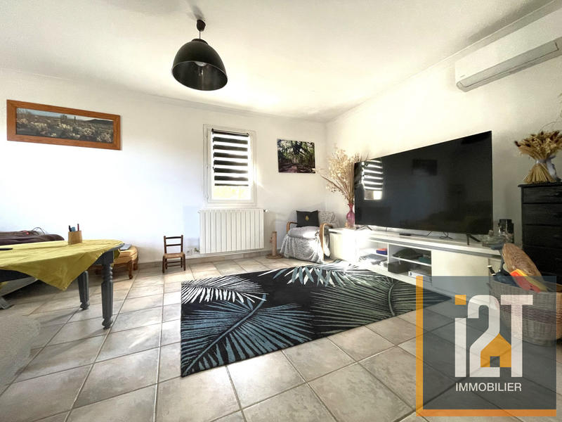 Maison - 200 m² - 6 pièces