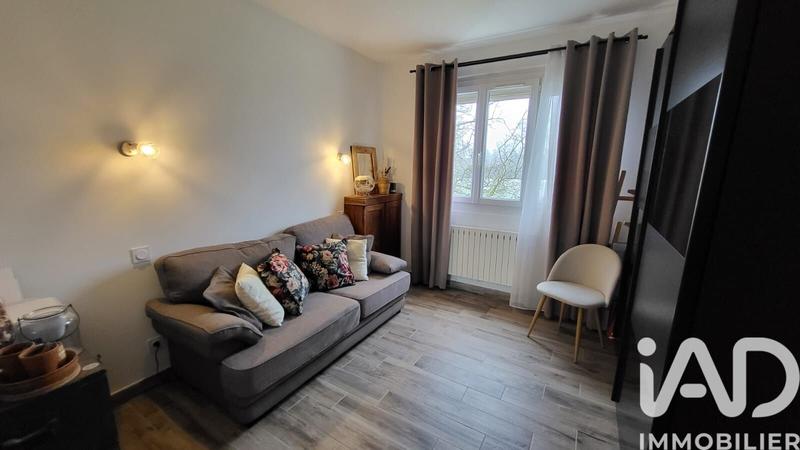 Maison - 99 m² - 5 pièces