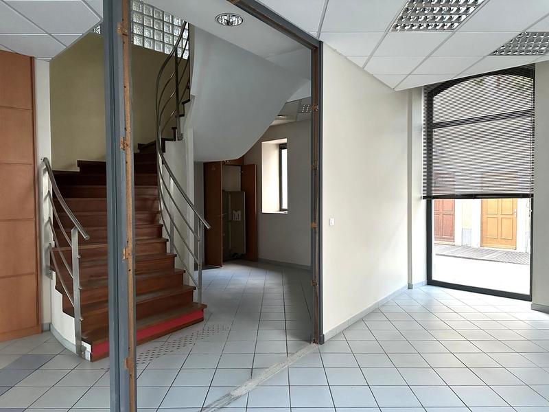 Local commercial - 300 m²
