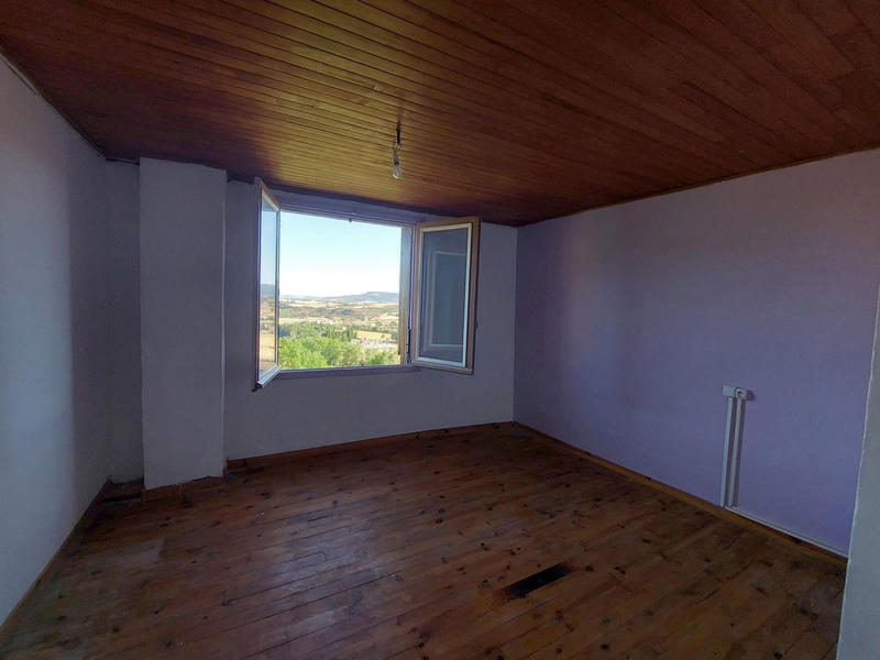 Maison de village - 102 m² - 7 pièces