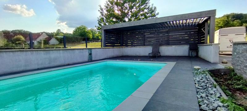 Maison traditionnelle - 181 m² - 7 pièces