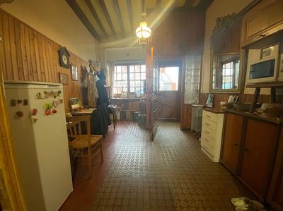 Maison - 200 m² - 8 pièces