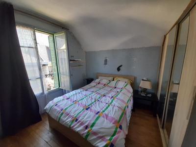 Maison - 93 m² - 5 pièces