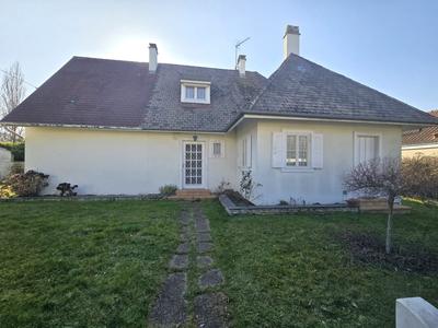 Maison - 105 m² - 4 pièces