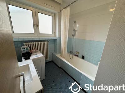 Chambre - 9 m² - 1 pièce